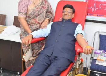एकम्स फाउंडेशन के रक्तदान महाअभियान में 977 यूनिट रक्तदान