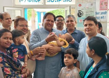 महापौर ने किया पल्स पोलियो अभियान का शुभारंभ