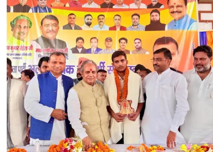 भाजपा की जनकल्याणकारी योजनाओं से प्रभावित होकर पार्टी से जुड़ रहा अल्पसंख्यक