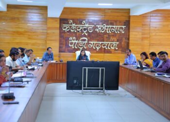 जनता की चौखट पर पहुंचा प्रशासन-जिलाधिकारी की सख्ती से शिकायतों का त्वरित समाधान