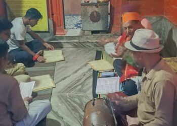 कमलेश्वर मोहल्ले में गूंजा सुंदरकांड का भक्तिमय स्वर-संकट मोचन सेवा दल ने किया 118 वां पाठ
