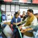किच्छा में CMO के निर्देश पर स्वास्थ्य विभाग की बड़ी कार्रवाई, तीन अवैध क्लीनिक सीलकिच्छा, 24 सितंबर 2026:जनता के स्वास्थ्य और सुरक्षा को ध्यान में रखते हुए ऊधमसिंह नगर के मुख्य चिकित्सा अधिकारी डॉ. संजीव कुमार गोस्वामी के सख्त रुख के बाद आज स्वास्थ्य विभाग ने किच्छा क्षेत्र में एक बड़ा अभियान चलाया। मुख्य चिकित्सा अधिकारी को लगातार क्षेत्र में बिना पंजीकरण और बिना वैध डिग्री के क्लीनिक संचालित होने की शिकायतें मिल रही थीं। इन शिकायतों का कड़ा संज्ञान लेते हुए CMO डॉ. संजीव कुमार गोस्वामी ने नियमों का उल्लंघन करने वालों के खिलाफ तत्काल और सख्त कानूनी कदम उठाने के आदेश जारी किए।मुख्य चिकित्सा अधिकारी के विशेष दिशा-निर्देशों का पालन करते हुए डॉ. सुधीर गुप्ता के नेतृत्व में स्वास्थ्य विभाग की एक विशेष टीम का गठन किया गया। इस टीम ने आज किच्छा और आसपास के ग्रामीण इलाकों में औचक निरीक्षण किया। जांच के दौरान टीम ने पाया कि कई क्लीनिक बिना किसी वैध पंजीकरण के चलाए जा रहे थे, जो सीधे तौर पर स्वास्थ्य मानकों का उल्लंघन है।CMO के आदेश पर त्वरित कार्रवाई करते हुए टीम ने मौके पर तीन क्लीनिकों को अवैध पाते हुए सील कर दिया
