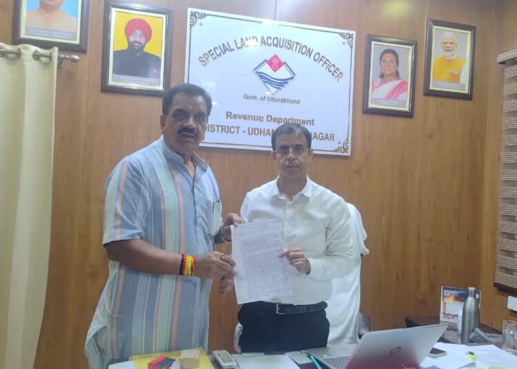 किच्छा निकाय चुनाव में स्ट्रांग रूम को लेकर उठे सवाल, RTI में मांगी CCTV फुटेजराजकुमार ठुकराल ने रिटर्निंग ऑफिसर से मांगी 22 जनवरी की रात की पूरी रिकॉर्डिंग, प्रत्याशी व मतदान अभिकर्ताओं को स्ट्रांग रूम से बाहर किए जाने का लगाया आरोप